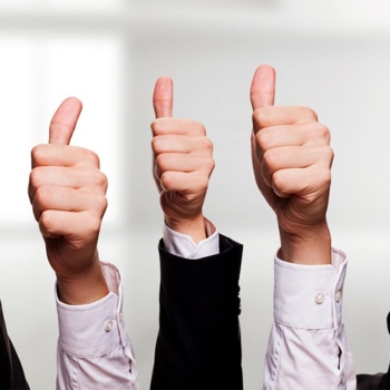 Daumen hoch Quadrat Foto iStock Fotogestöber