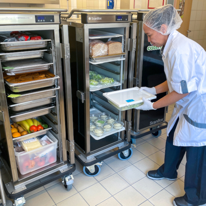 Apetito Easy Kitchen Container Füllung.jpg